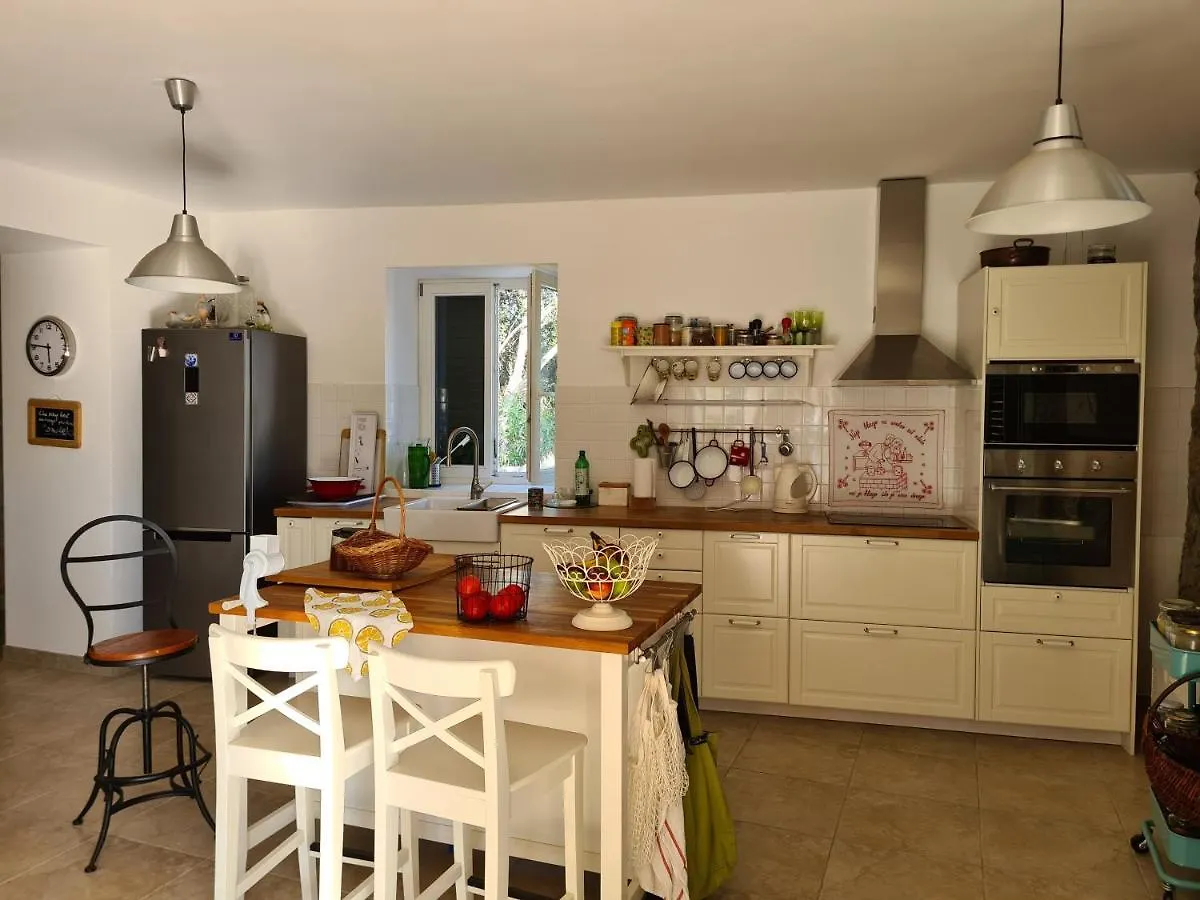 Villa Stone House Ugljan
