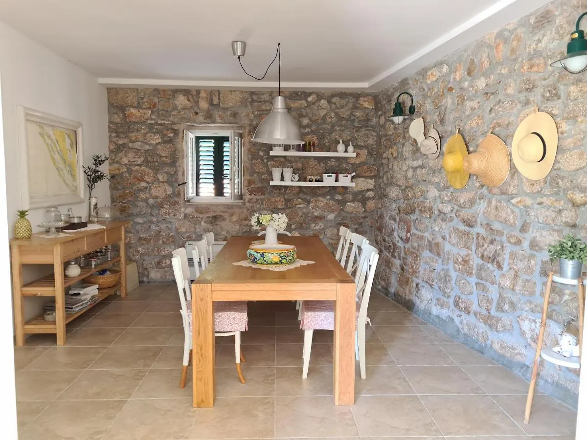 Villa Stone House Ugljan 0*,  Croatia